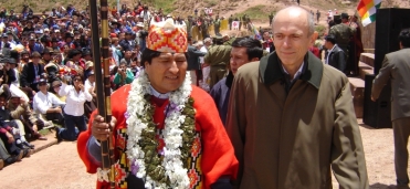 Predsednik dr. Janez Drnovšek je v starodavnem mestu Tiwanaku prisostvoval inavguraciji novega Bolivijskega predsednika Eva Moralesa Aime (Tiwanaku, bolivija, 21.01.2006