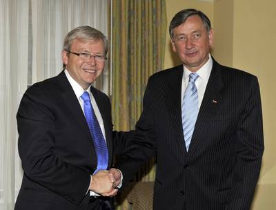 The President of Slovenia, Dr Danilo Trk, meets Prime Minister of the Commonwealth of Australia, Kevin Michael Rudd (FA BOBO)