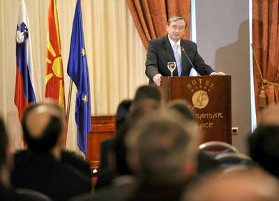 The President of the Republic of Slovenia, Dr Danilo Trk, addresses participants of the business forum (FA BOBO)