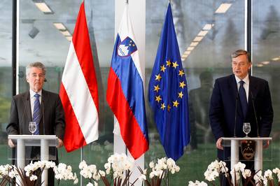 President of the Republic of Slovenia, Dr Danilo T�rk, recieves the Federal President of the Republic of Austria, Dr Heinz Fischer (photo: Stanko Gruden/STA)