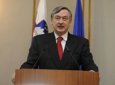 The President of the Republic, Dr. Danilo Trk attended the scientific conference dedicated to the 35th anniversary of the Treaty of Osimo (photo: Neboja Teji/STA)