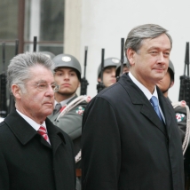 President Dr Danilo T�rk meets the President of the Republic of Austria, Dr Heinz Fischer, on official visit to the Republic of Austria (FA BOBO)