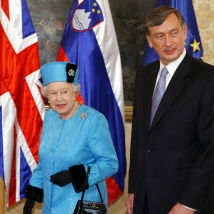 President Dr Danilo T�rk meets Her Majesty Queen Elizabeth II (FA BOBO)