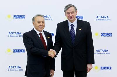 The President of the Republic of Slovenia, Dr Danilo T�rk, meets the President of the Republic of Kazakhstan, Nursultan Nazarbayev (photo: Stanko Gruden/STA)