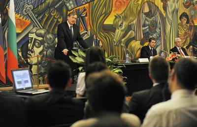 President Trk attended the Bulgarian-Slovenian Business Forum, where he addressed Bulgarian and Slovenian businessmen (FA BOBO)
