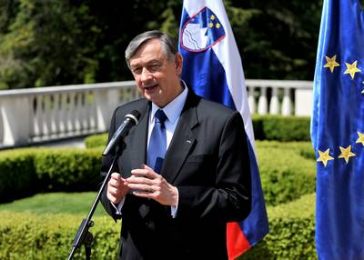Slovenian President Dr Danilo T�rk hosts a reception on the occasion of the 43rd International Writers’ Meeting (photo: Tamino Petelin�ek/STA)