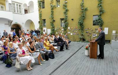 Predsednik republike dr. Danilo Trk se je udeleil zakljune konference projekta "Strokovne podlage, strategije in teoretske tematizacije za izobraevanje za medkulturne odnose ter aktivno dravljanstvo" (foto: Daniel Novakovi/STA)