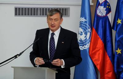 Predsednik republike dr. Danilo Trk se je udeleil simpozija ob 20. obletnici vstopa Republike Slovenije v Organizacijo zdruenih narodov (foto: Neboja Teji/STA)