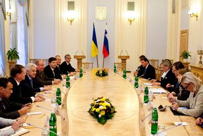 Predsednik Republike Slovenije dr. Danilo Trk se je sreal s predsednikom Vrhovne rade Ukrajine dr. Volodimirjem Litvinom (foto: Stanko Gruden/STA)