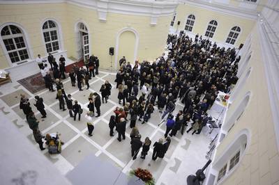 Predsednik Republike Slovenije dr. Danilo Trk, predsednik Dravnega zbora Republike Slovenije dr. Pavel Gantar in predsednik Vlade Republike Slovenije Borut Pahor so priredili tradicionalni novoletni sprejem za novinarje in urednike (foto: Tamino Petelinek/STA)