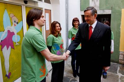 Predsednik republike dr. Danilo Trk je obiskal Krizni center za otroke in mladostnike v Kopru (foto: Stanko Gruden/STA)