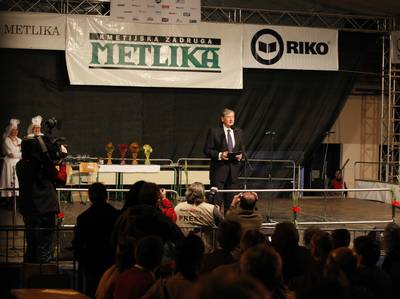 Predsednik republike dr. Danilo Trk se je udeleil slavnostnega odprtja 30. Vinske vigredi v Beli krajini (foto: Tina Kosec/STA)