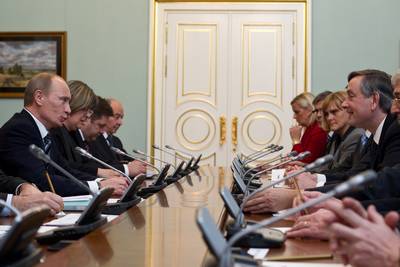 Predsednik Republike Slovenije dr. Danilo Trk se je sreal s predsednikom Vlade Ruske federacije Vladimirjem Putinom (foto: Stanko Gruden/STA)