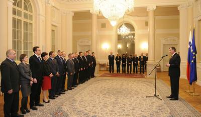 Predsednik Republike Slovenije dr. Danilo Trk je priredil sprejem za novoizvoljeno Vlado Republike Slovenije (foto: Neboja Teji/STA)