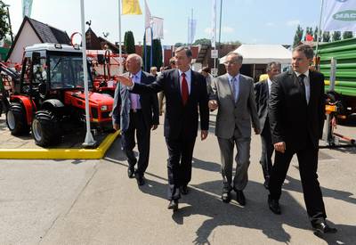 Predsednik republike dr. Danilo Trk je obiskal 49. mednarodni kmetijsko-ivilski sejem Agra (foto: Neboja Teji/STA)