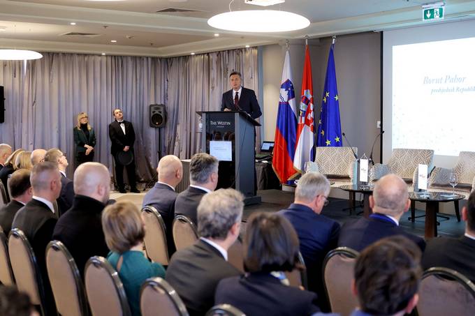 President Pahor addresses businesspeople at the business event entitled "Business Meets Politics" in Zagreb