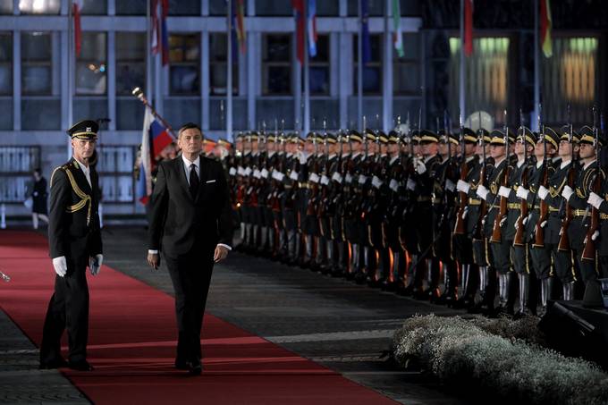 Keynote address by the President of the Republic of Slovenia, Borut Pahor,
At the main ceremony marking Slovenian Statehood day: "A rainbow for the future"