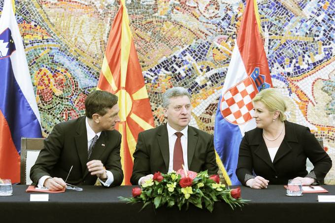 Slovenian President Pahor and Croatian President Grabar-Kitarovi� visit Macedonia as part of the mandate of the Brdo-Brijuni Process leaders