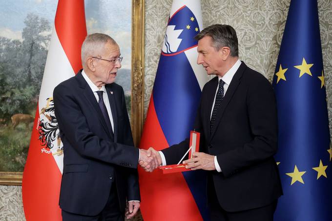 President Pahor hosts President Van der Bellen at an informal friendly dinner at Strmol Castle