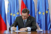 Predsednik republike Borut Pahor podpisal odlok o razpisu volitev poslancev iz Republike Slovenije v Evropski parlament