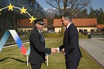 Predsednik Pahor na slovesni podelitvi nagrad in priznanj ob dnevu Civilne zaite