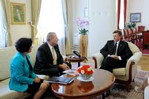 Predsednik Republike Borut Pahor izvrnemu direktorju Alzheimer Disease International (ADI) izrazil podporo pri pripravi Nacionalnega plana za demenco v Sloveniji 
