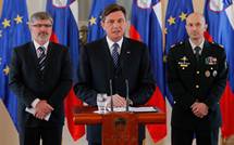 Minister za obrambo in naelnik generaltaba predsedniku republike predstavila letno poroilo o pripravljenosti Slovenske vojske