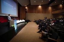 Predsednik republike na simpoziju Zelena prihodnost v entjerneju: “Oblikovanje zelene prihodnosti je zgodovinska nujnost”