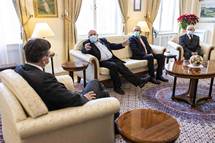 Predsednik Pahor je povabil na vljudnostni sprejem predstavnike vodstva tedanjega Sindikata strojevodij Slovenije in Istre