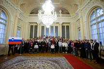 Predsednik republike gostil sprejem za portnice in portnike Smuarske zveze Slovenije