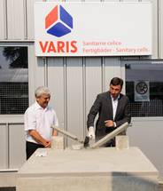 Predsednik republike na otvoritvi betonarne Varis: 