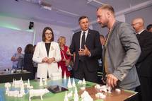 Predsednik republike na slovesnosti ob odprtju prve pametne podeželske učilnice v Sloveniji