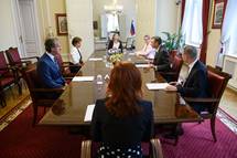 Predsednik republike sprejel predstavnike slovenske narodne skupnosti na Madarskem