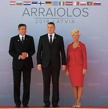 Predsednik Pahor na sreanju predsednikov v Rigi