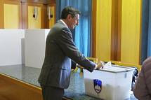 Predsednik Pahor se je udeleil predasnih volitev v Evropski parlament