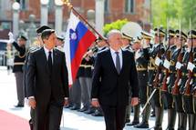 Predsednik Pahor na uradnem obisku v Sloveniji gosti predsednika Slovake republike Andreja Kisko; prvi v zgodovini je tuj dravnik poloil venec pred dravni spomenik na Kongresnem trgu