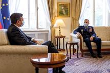 Predsednik Republike Slovenije in vrhovni poveljnik obrambnih sil Borut Pahor je sprejel generala Toda D. Woltersa