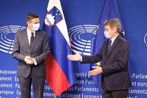 Predsednik Pahor v Bruslju tudi s predsednikom Evropskega parlamenta Sassolijem