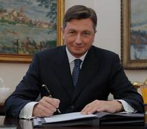 Predsednik republike podpisal poziv za zbiranje predlogov monih kandidatov za novega viceguvernerja, lana Sveta Banke Slovenije