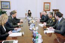 Predsednik Pahor sprejel azerbajdanskega obrambnega ministra Hasanova