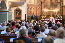 Predsednik Pahor na slovesnem evangelianskem bogosluju ob 100. obletnici zdruitve prekmurskih Slovencev z matinim narodom