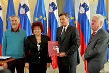Predsednik republike ob dnevu lovekovih pravic in ob 20. obletnici Varuha lovekovih pravic Republike Slovenije priredil sprejem v Predsedniki palai