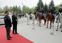 Predsednik republike Borut Pahor: “Nikjer na svetu nisem util obutka varnosti, kot ga utim v Sloveniji”