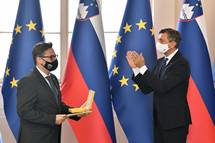 Predsednik republike Borut Pahor je vroil dravno odlikovanje zlati red za zasluge Atletski zvezi Slovenije