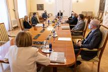 Predsednik Pahor s Komisijo Vlade RS za reevanje prikritih grobi 