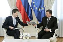 Predsednik republike sprejel izvod slovenskega prevoda Unescove Deklaracije o naelih strpnosti in podal izjavo o pomenu strpnosti in vzdranosti do sovranega govora