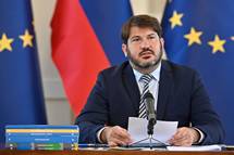 Javne predstavitve treh kandidatov za Zagovornika naela enakosti, lanico Sveta Banke Slovenije - viceguvernerko in sodnika na Splonem sodiu EU