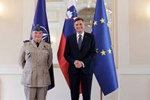 Predsednik Pahor sprejel generala Sir Stuarta Peacha, predsedujoega Vojakemu odboru NATO
