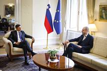 Predsednik republike Pahor zakljuil formalna posvetovanja z vodji poslanskih skupin o monih kandidatih za mesto sodnika Ustavnega sodia Republike Slovenije