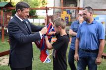 Predsednik Pahor preivel dan z otroki in vaani Srebrenice